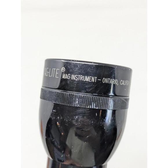 Vintage Maglite 3-D Cell Large Black Flashlight 12 inch Ontario, CA USA - Picture 2 of 5